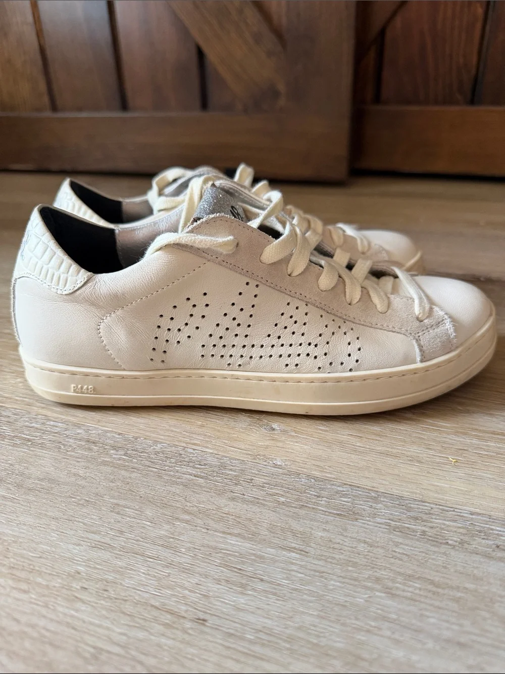 P448 Cream Low-Top Leather Sneakers for Women